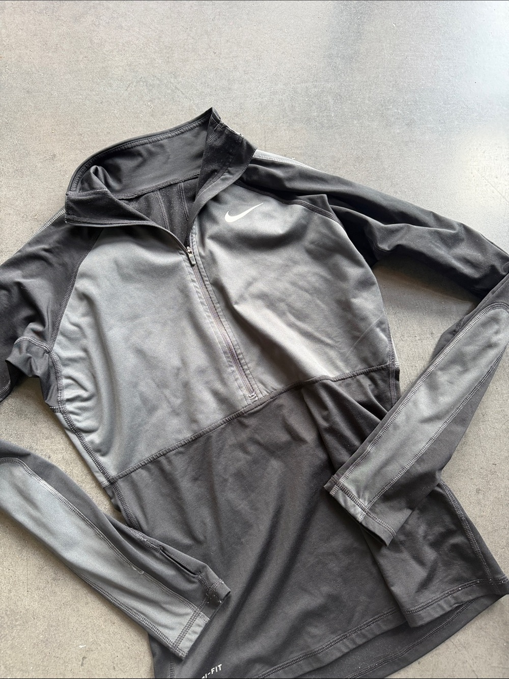 Nike Women's Black and Gray Performance Half-Zip Jacket